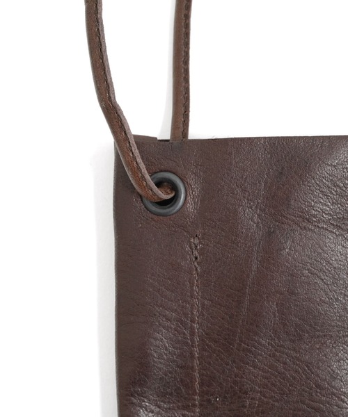 STANDARD SUPPLY(スタンダードサプライ)の「アーツアンドクラフツ / HORSE LEATHER ホースレザー / FLAT SHOULDER S フラットショルダーS(ショルダーバッグ・レディース・タン/チョコ/ブラック・FREE)」の9枚目の写真