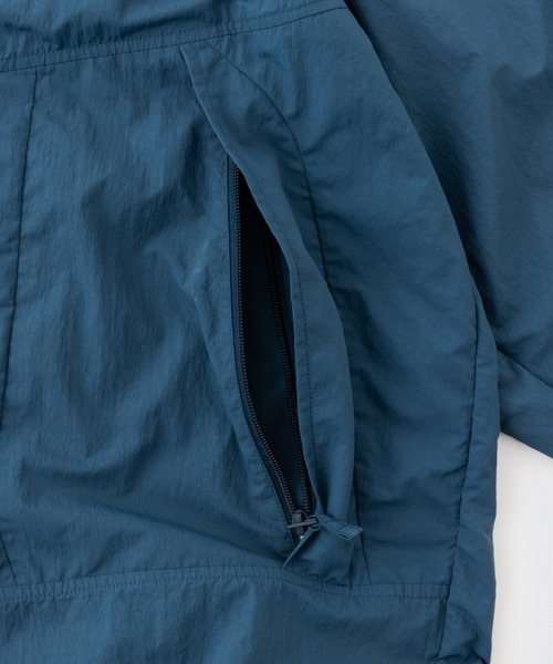 WILD THINGS（ワイルドシングス）の「ライトショートモンスターパーカー│LIGHT SHORT MONSTER PARKA（ナイロンジャケット・メンズ・ブラック/ブルー系その他/グレー系その他2・XL/L/M/S）」の9枚目の写真