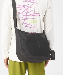 SALOMON(�T������)��ACS SHOULDER BAG�@LC2867600(�V�����_�[�o�b�O)