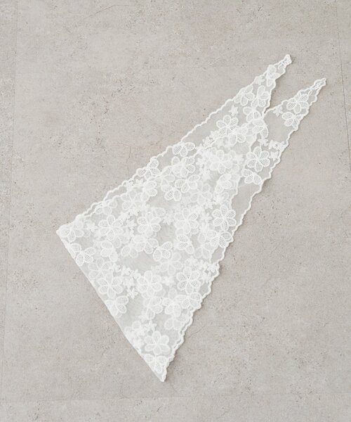 mystic（ミスティック）の「フラワーレーススカーフ（マフラー・レディース・オフホワイト・ONE SIZE）」の2枚目の写真