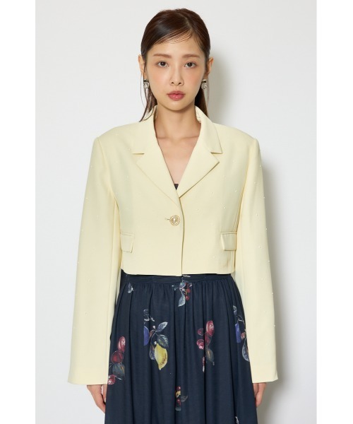 rienda（リエンダ）の「【森香澄さん着用】パール付きシングルショートテーラードジャケット 春服（テーラードジャケット・レディース・ライトイエロー/ブラック/ネイビー・SMALL/MEDIUM）」の8枚目の写真