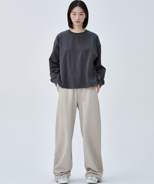 MALOUPE(マロップ)の「5115 クロップオーバーサイズTシャツ (ダークグレー)(Tシャツ/カットソー・レディース・その他・FREE)」の6枚目の写真
