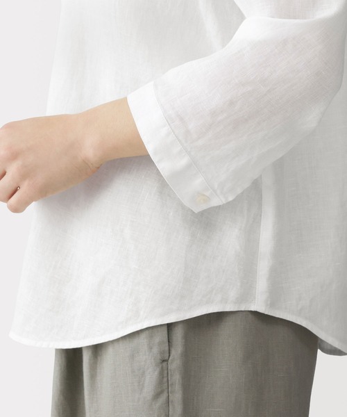 無印良品（ムジルシリョウヒン）の「婦人 リネン 洗いざらし 七分袖ブラウス（シャツ/ブラウス・レディース・ホワイト/オレンジ系/ブラック/ライトグリーン系・S/M/L/XL）」の9枚目の写真