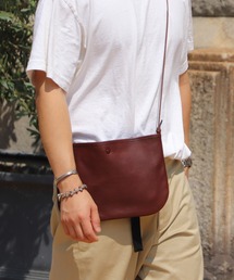 Sinleathers（シンレザーズ）の「パセオ PASEO サコッシュ（ショルダーバッグ）」