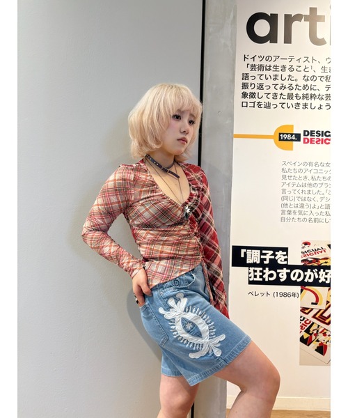 Desigual（デシグアル）の「ピンクマルチトーンチェック×フロントドローストリングギャザー長袖Vネックトップス（Tシャツ/カットソー・レディース・レッド・XL/L/M/S/XS）」の6枚目の写真
