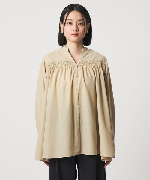 A DAY IN THE LIFE UNITED ARROWS(アデイインザライフユナイテッドアローズ)の「シャーリングギャザー スキッパーブラウス <A DAY IN THE LIFE>(シャツ/ブラウス・レディース・クリーム/ライトブルー/ネイビー・FREE)」の7枚目の写真