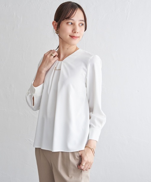 IKKA LOUNGE（イッカラウンジ）の「3WAYボウタイ付きブラウス（シャツ/ブラウス・レディース・オフホワイト/グレイッシュベージュ/ミント・M/L/S）」の8枚目の写真