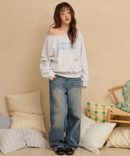 WaiKei(ワイケイ)の「Wai Kei/スウェットオフショルダー(スウェット・レディース・ライトグレー/チャコールグレー・FREE)」の3枚目の写真