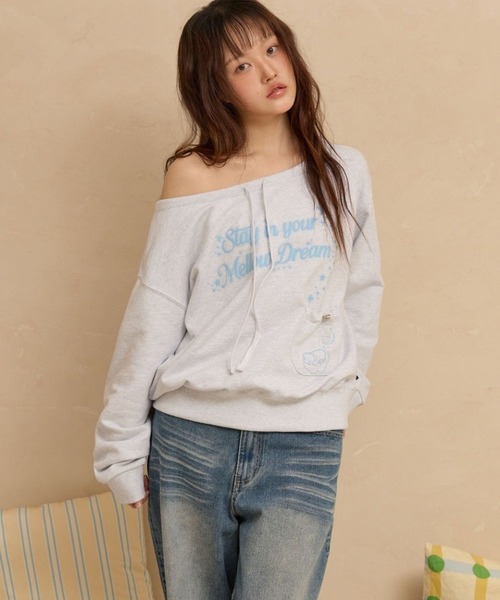 WaiKei(ワイケイ)の「Wai Kei/スウェットオフショルダー(スウェット・レディース・ライトグレー/チャコールグレー・FREE)」の7枚目の写真