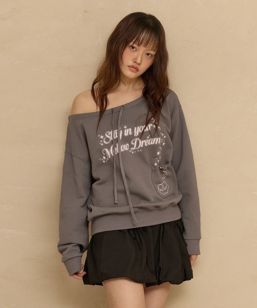 WaiKei(ワイケイ)の「Wai Kei/スウェットオフショルダー(スウェット・レディース・ライトグレー/チャコールグレー・FREE)」の13枚目の写真