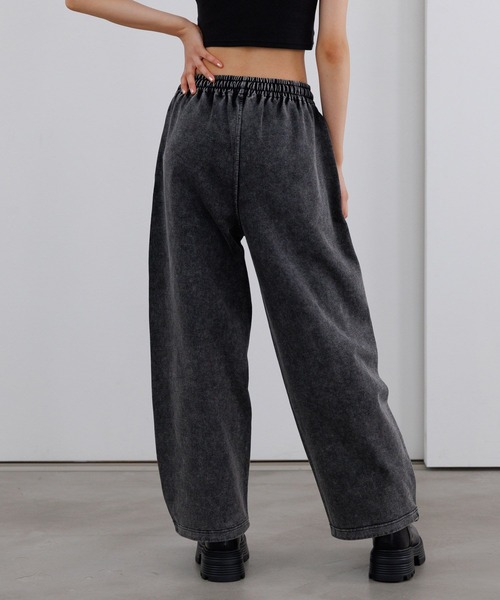 repipi armario（レピピ アルマリオ）の「Acidルーズスウェットパンツ（スウェットパンツ・キッズ・ブラック系/ブルー系/ピンク系/杢グレー・SMALL/MEDIUM/LARGE）」の21枚目の写真