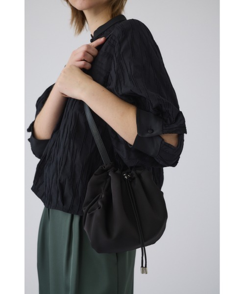 RIM.ARK（リムアーク）の「Satin sacoche サテン サコッシュ（ショルダーバッグ・レディース・アイボリー/ブラック/グリーン・FREE）」の4枚目の写真