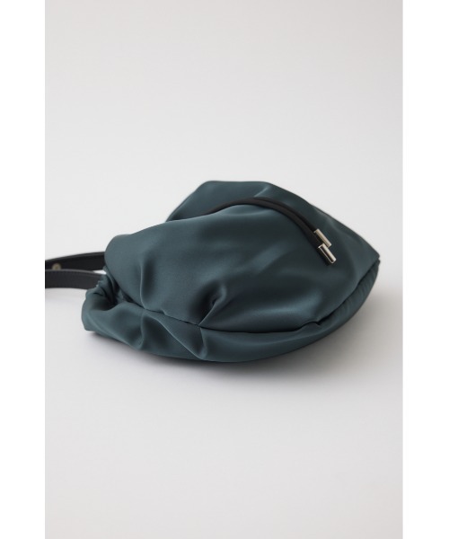 RIM.ARK（リムアーク）の「Satin sacoche サテン サコッシュ（ショルダーバッグ・レディース・アイボリー/ブラック/グリーン・FREE）」の19枚目の写真