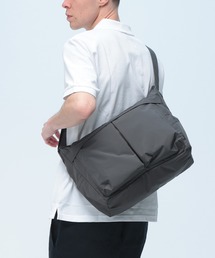 SML (エスエムエル) ショルダーバッグ HELMET SHOULDER BAG M テフロン ヘルメットバッグ メッセンジャーバッグ ボディバッグ K904128