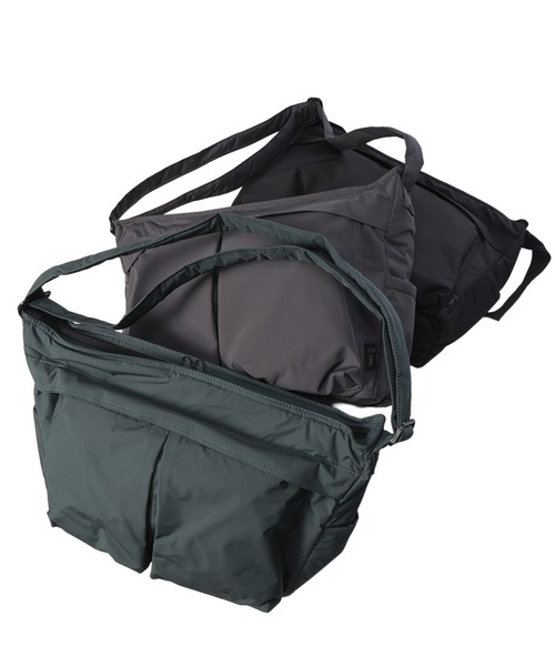 SML(エスエムエル)の「SML (エスエムエル) ショルダーバッグ HELMET SHOULDER BAG M テフロン ヘルメットバッグ メッセンジャーバッグ ボディバッグ K904128(メッセンジャーバッグ・メンズ・グレー/ブラック/グリーン・ONE SIZE)」の4枚目の写真