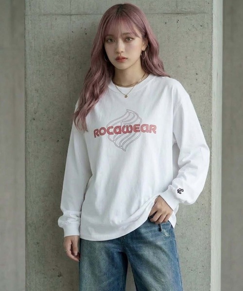 ROCAWEAR(ロカウェア)の「ROCAWEAR/ロカウェア FEDED LOGO PRINT L/T(CN)(Tシャツ/カットソー・メンズ・ホワイト/ブラック・SMALL/LARGE/MEDIUM/X-LARGE)」の9枚目の写真