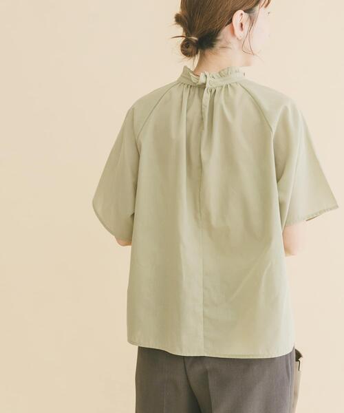 ITEMS URBANRESEARCH(アイテムズ アーバンリサーチ)の「フリルネックブラウス(シャツ/ブラウス・レディース・グリーン系その他/ブラック/ホワイト・FREE)」の11枚目の写真