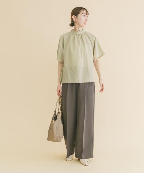 ITEMS URBANRESEARCH(アイテムズ アーバンリサーチ)の「フリルネックブラウス(シャツ/ブラウス・レディース・グリーン系その他/ブラック/ホワイト・FREE)」の10枚目の写真