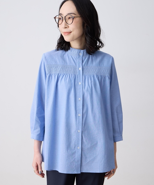 DECOY SINCE 1981（デコイシンスイチキュウハチイチ）の「シャンブレー刺しゅうブラウス（シャツ/ブラウス・レディース・ブルー/ネイビー・9号/11号/13号）」の2枚目の写真
