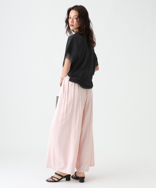 Elura（エルーラ）の「≪接触冷感≫異素材コンビフレンチT≪接触冷感≫/670097（Tシャツ/カットソー・レディース・ブラック/ホワイト/ダークブラウン・FREE）」の9枚目の写真