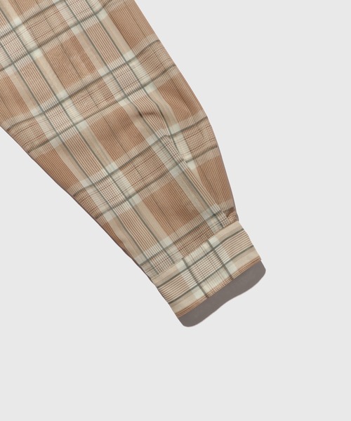 ADAM ET ROPE'(アダムエロペ)の「シアー パターンド ロングスリーブ プルオーバー シャツ(シャツ/ブラウス・メンズ・ブラック/ベージュ系その他・M/L)」の7枚目の写真