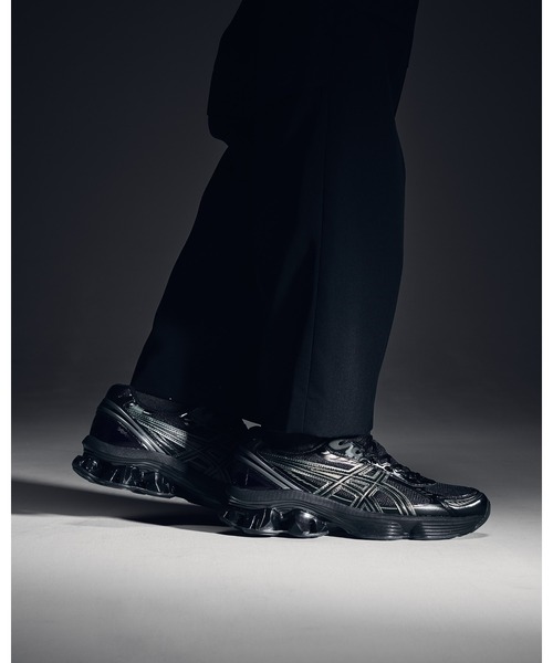 ASICS(アシックス)の「GEL-KINETIC FLUENT / ゲルキネティック フルーエント(スニーカー・メンズ・ブラック×グレー・23/26.5/26/23.5/29/24/27/24.5/28.5/25.5/25/28/27.5/29.5)」の17枚目の写真