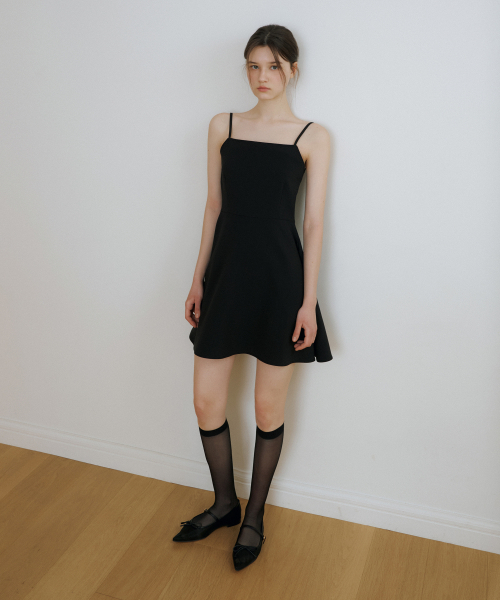 REORG(リオルグ)の「CE SLEEVELESS FLARE MINI OPS BLACK(ワンピース・レディース・その他・SMALL/MEDIUM)」の1枚目の写真