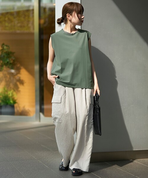 RONEL(ロネル)の「【RONEL】(接触冷感・UVカット)ラッシュノースリーブトップス(Tシャツ/カットソー・レディース・モカ/オフホワイト/ダークグリーン・FREE)」の10枚目の写真