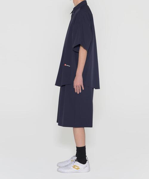 LOTTO(ロット)の「LOTTO 4WAY STRETCH NYLON SHIRTS(シャツ/ブラウス・メンズ・ブラック/ネイビー・X-LARGE/LARGE/XX-LARGE/MEDIUM)」の4枚目の写真