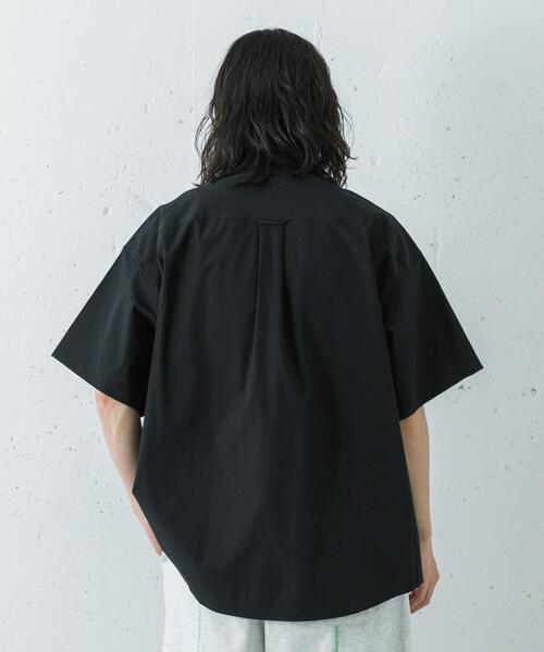LOTTO(ロット)の「LOTTO 4WAY STRETCH NYLON SHIRTS(シャツ/ブラウス・メンズ・ブラック/ネイビー・X-LARGE/LARGE/XX-LARGE/MEDIUM)」の13枚目の写真