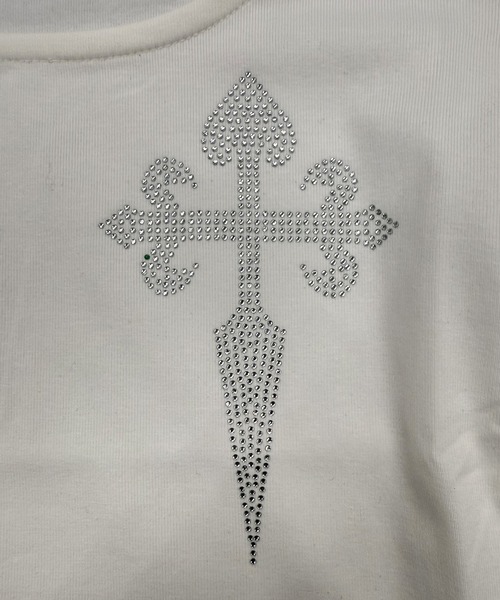 ATMARK(アットマーク)の「《2サイズ展開 / LADIES 》クロスラインストーン ショート丈Tシャツ(Tシャツ/カットソー・レディース・ホワイト/ブラック・L/M)」の8枚目の写真