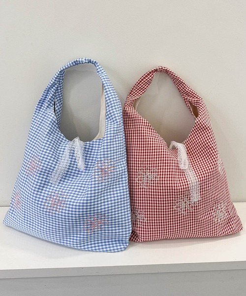 frunco(フランコ)の「デイジー刺繍ギンガムチェックリボントート(トートバッグ・レディース・レッド/ブルー・FREE)」の20枚目の写真