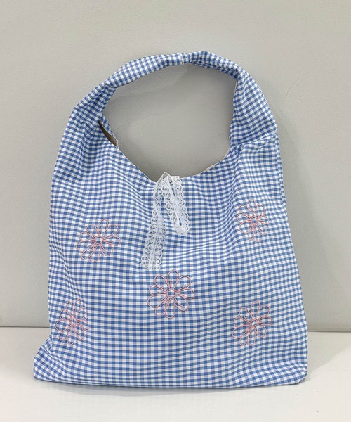 frunco(フランコ)の「デイジー刺繍ギンガムチェックリボントート(トートバッグ・レディース・レッド/ブルー・FREE)」の16枚目の写真
