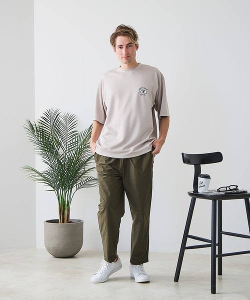 Blue Standard (ブルースタンダード)の「【BLUE STANDARD/ブルースタンダード】【ひんやり涼しい接触冷感】COOLスムース 部分刺繍Tシャツ リラックスフィット オーバーサイズ スムース素材 ネコ オバケ なめらか きれいめ(Tシャツ/カットソー・メンズ・グリーン/ホワイト/ブラック/グレー・X-LARGE/LARGE/MEDIUM)」の11枚目の写真