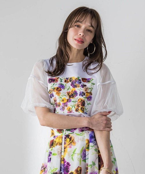 Viaggio Blu(ビアッジョブルー)の「【KEITA KAWASAKI × Viaggio Bluコラボ】袖チュールプリントTシャツ(Tシャツ/カットソー・レディース・ホワイト系その他・L)」の2枚目の写真