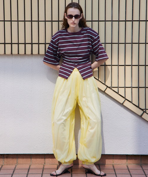 MAISON SPECIAL(メゾンスペシャル)の「Sheer Nylon Balloon Pants/シアーナイロンバルーンパンツ(その他パンツ・レディース・ブラック/イエロー/ピンク・36/38)」の3枚目の写真