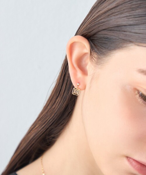 ete（エテ）の「[レースライン] K18YG ダイヤモンド ピアス（ピアス（両耳用）・レディース・イエローゴールド・FREE）」の6枚目の写真