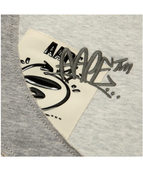 AAPE BY A BATHING APE（エーエイプバイアベイシングエイプ）の「AAPE MAIN SWEAT SHORTS（スウェットパンツ・メンズ・オフホワイト・MEDIUM/LARGE/X-LARGE/SMALL）」の4枚目の写真