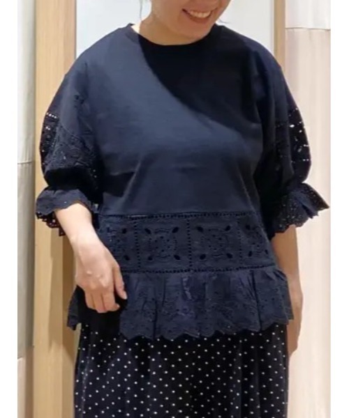 Samansa Mos2（サマンサ モスモス）の「【汗染み防止】レース切替トップス（Tシャツ/カットソー・レディース・ブラウン/ブラック/レッド/オフホワイト・F）」の14枚目の写真