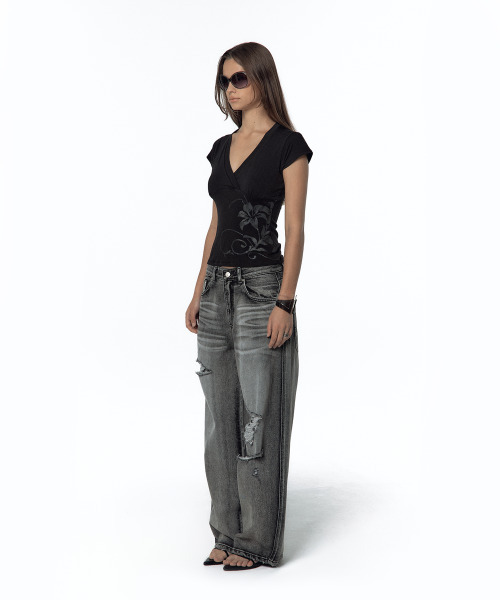 KASHIKO(カシコ)の「Milk Ripped Wide Jeans Light Gray(デニムパンツ・レディース・その他・MEDIUM/SMALL)」の5枚目の写真