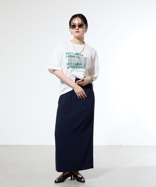 IENA(イエナ)の「《WEB限定/追加》コットンフォトプリント ロゴTシャツ(Tシャツ/カットソー・レディース・グレー/サックスブルー/グリーン・FREE)」の12枚目の写真