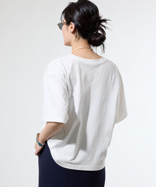 IENA(イエナ)の「《WEB限定/追加》コットンフォトプリント ロゴTシャツ(Tシャツ/カットソー・レディース・グレー/サックスブルー/グリーン・FREE)」の20枚目の写真