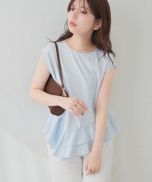 natural couture（ナチュラルクチュール）の「裾口ラッフル切替フレンチスリーブTOPS（Tシャツ/カットソー・レディース・サックスブルー/オフホワイト/ブラック・FREE）」の3枚目の写真
