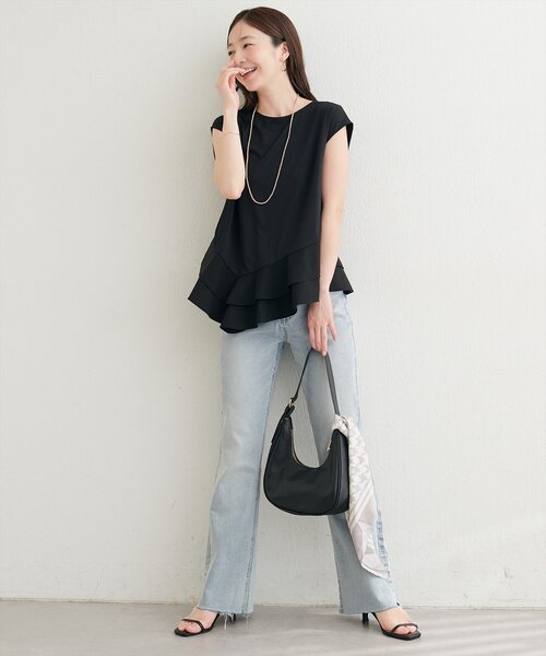 natural couture（ナチュラルクチュール）の「裾口ラッフル切替フレンチスリーブTOPS（Tシャツ/カットソー・レディース・サックスブルー/オフホワイト/ブラック・FREE）」の13枚目の写真
