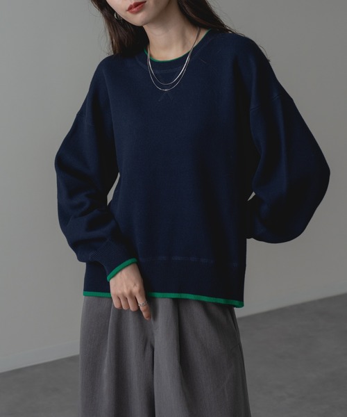 refinedworks(リファインドワークス)の「【refinedworks】配色ライン が目を惹く! スウェット ライク 配色 ライン ニット プルオーバー(ニット/セーター・レディース・レッド/グレー/ネイビー・FREE)」の2枚目の写真