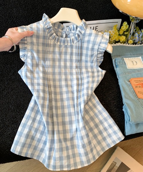 LUCPY(ラクピー)の「ギンガムチェックフリルペプラムブラウス(シャツ/ブラウス・レディース・ブルー・SMALL/LARGE/MEDIUM)」の2枚目の写真
