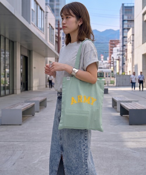 CAMPFREE（キャンプフリー）の「[キャンプフリー] CAMPFREE 軽量 トートバッグ 薄手 マチ無し [綿 コットン]（トートバッグ・レディース・ライトパープル/グリーン/ホワイト/スモーキーグリーン系/ライトイエロー・M/S）」の3枚目の写真