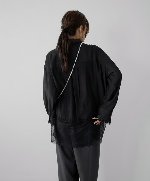 AMUU. PRECIEUSE（アムープレシューズ）の「レースドッキングチュニックシャツ（シャツ/ブラウス・レディース・オフホワイト/ブルー/ブラック・FREE）」の12枚目の写真