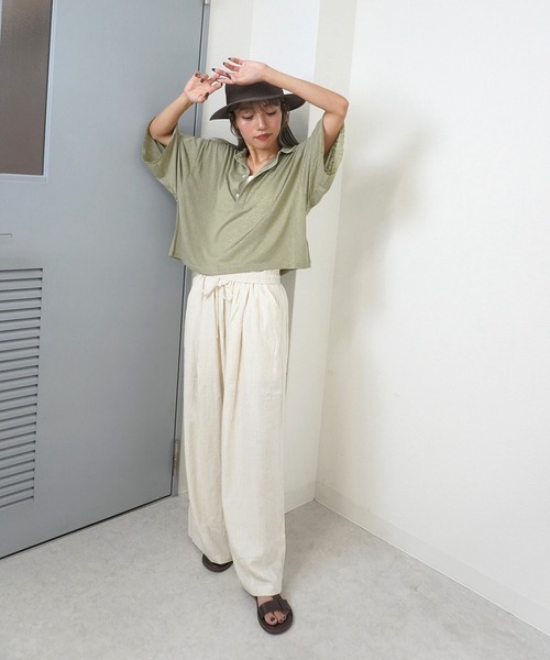 gossara(ゴサラ)の「【ほどよい透け感で魅せる、大人のポロシャツ】シアー天竺ポロシャツ(ポロシャツ・レディース・カーキ/ブラック/ブラウン・FREE)」の7枚目の写真
