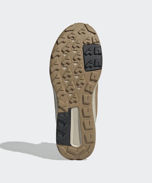 adidas(アディダス)の「テレックス エニーランダー クライマウォーム+ ハイキング シューズ / アディダス adidas(スニーカー・メンズ・ブラウン・26.0cm/24.5cm/25.0cm/25.5cm/29.0cm/28.0cm/28.5cm/27.5cm/27.0cm/26.5cm)」の3枚目の写真